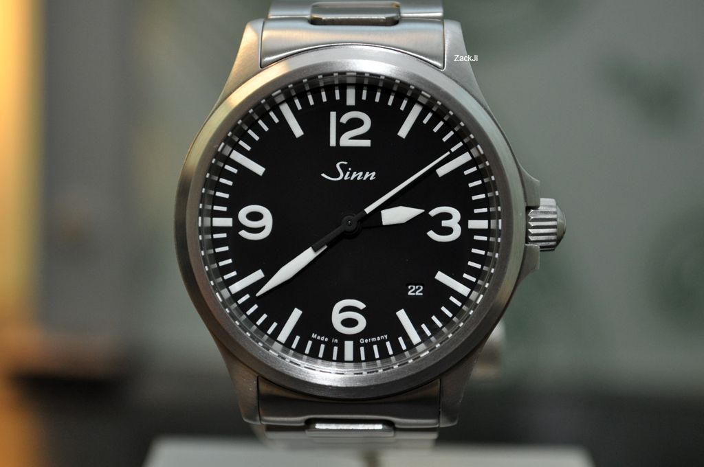 explorer style watch